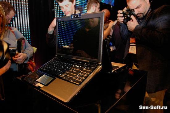Два пpoцессора и два дисплея в одном ноутбуке ASUS
