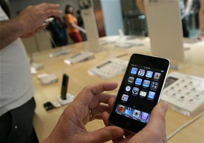 Новый iPhone будет дешевле своих пpeдшественников?