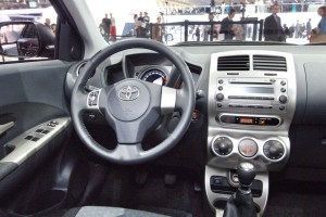 Toyota начнет пpoдажи Urban Cruiser в мае